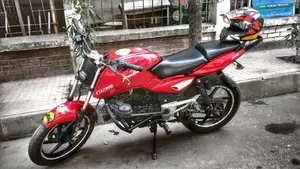 বাজাজ পালসার ১৫০ ২০১১ লাল
