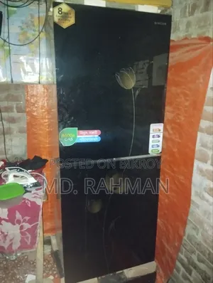 Singer Brand Refrigerator 18 Cubic Feet, Double Door, Top Freezer, Bottom Normal