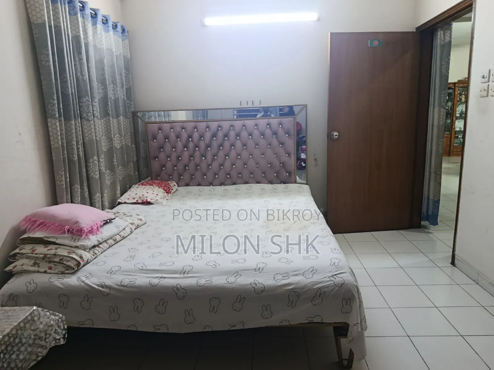 বাসার কিছু পুরাতন ফার্নিচার বিক্রয় করা হবে