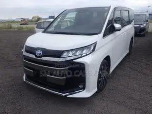 Toyota Noah 2023 Pearl