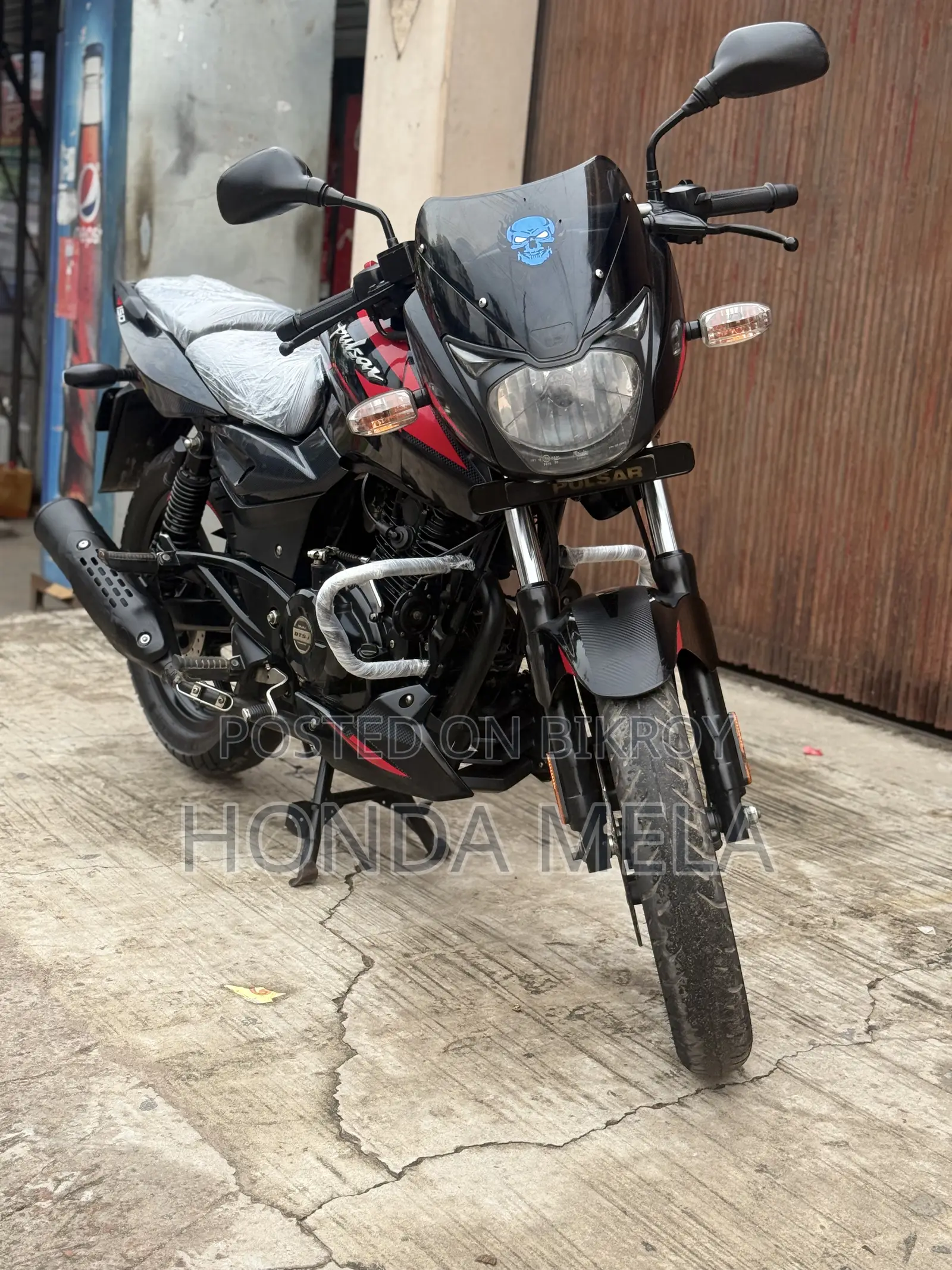 Bajaj Pulsar 150 2023 Black