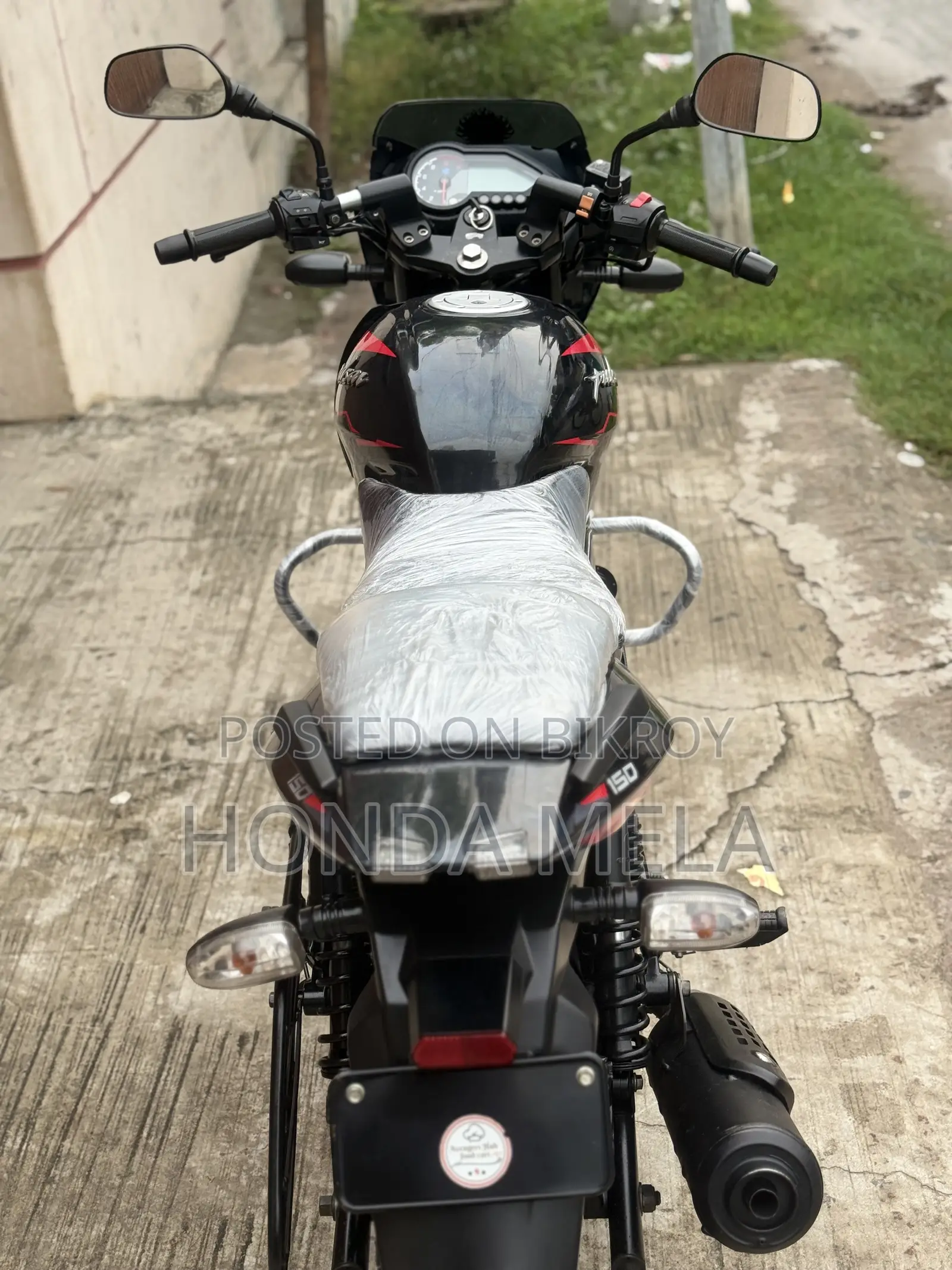 Bajaj Pulsar 150 2023 Black