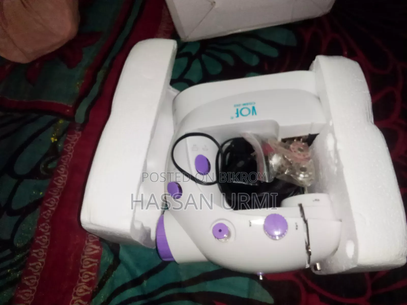 Mini Sewing Machine