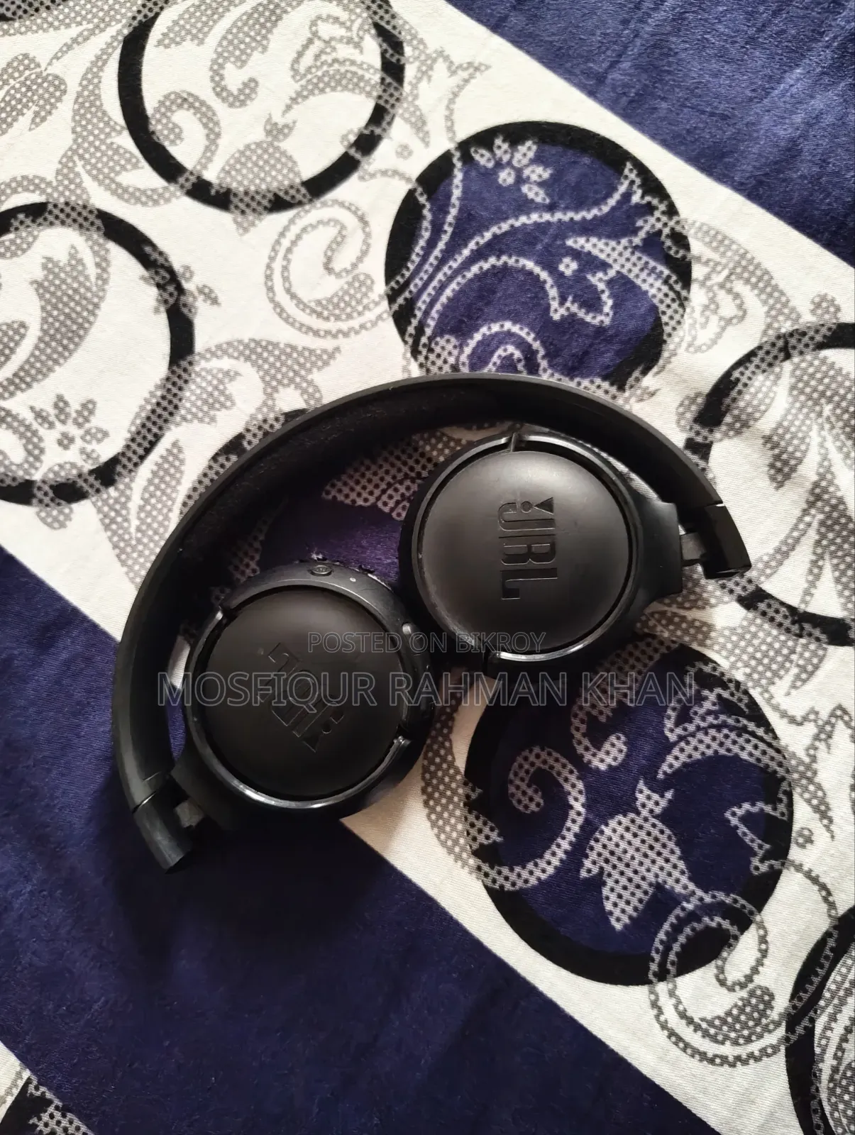 JBL Tune 520BT