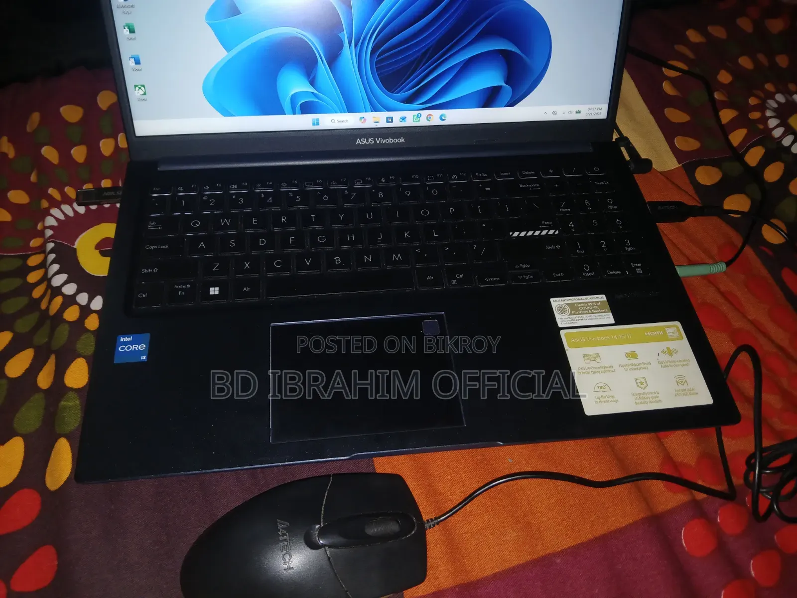 Laptop Asus VivoBook X540SA 8GB Intel Core i3 SSHD+SSD 512GB