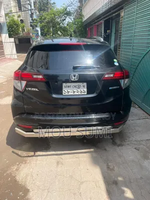 Honda Vezel 2016 Black
