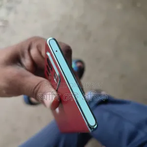 New Oppo Reno6 5G 256 GB Blue