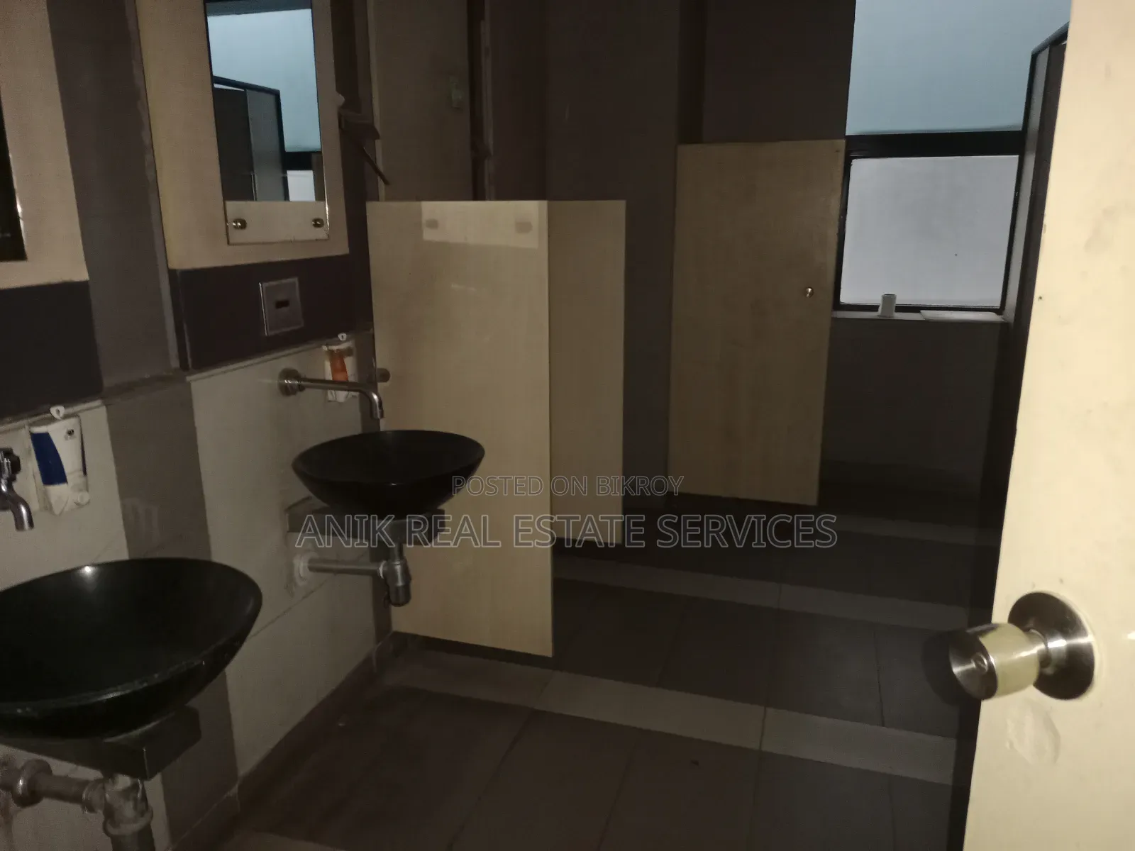 4500 SFT Commercial Full Furnished Office Space Rent in Gulshan 2