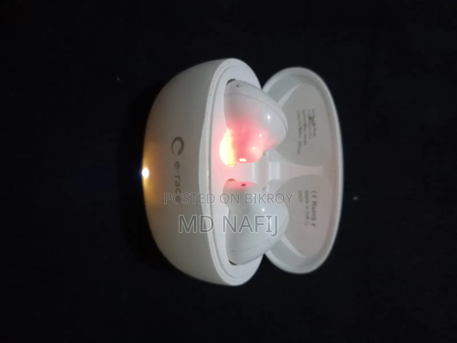 E-Race Airpods