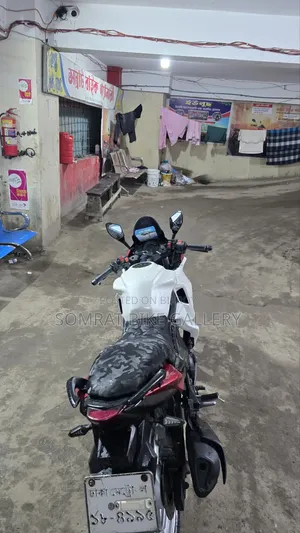 Lifan 2017 সাদা