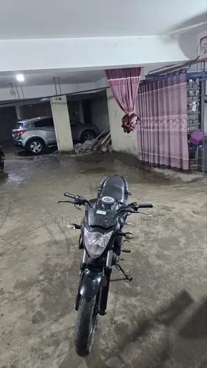 সুজুকি জিক্সার মনোটোন ২০২১ ব্ল্যাক