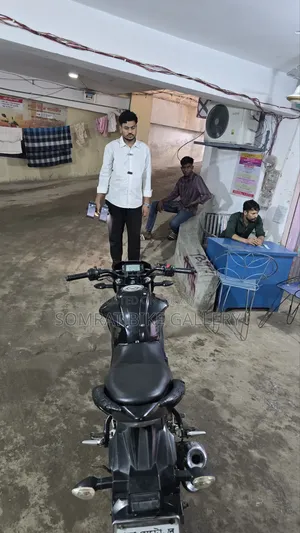 সুজুকি জিক্সার মনোটোন ২০২১ ব্ল্যাক