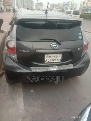 Toyota Aqua 2013 Gray