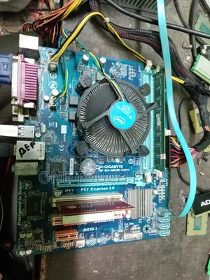 Gigabyte H61 Motherboard, i3 2nd Gen Processor, 4 GB RAM