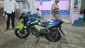 টিভিএস স্ট্রাইকার ১২৫ ২০১৯ নীল