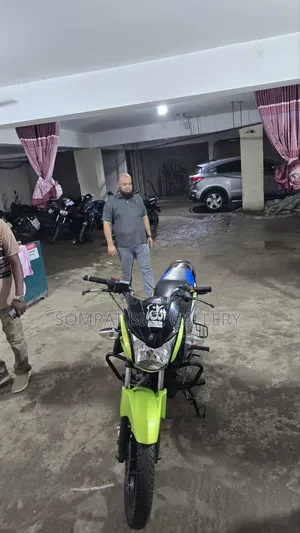 টিভিএস স্ট্রাইকার ১২৫ ২০১৯ নীল