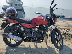 Bajaj Discover 135 2010 Red