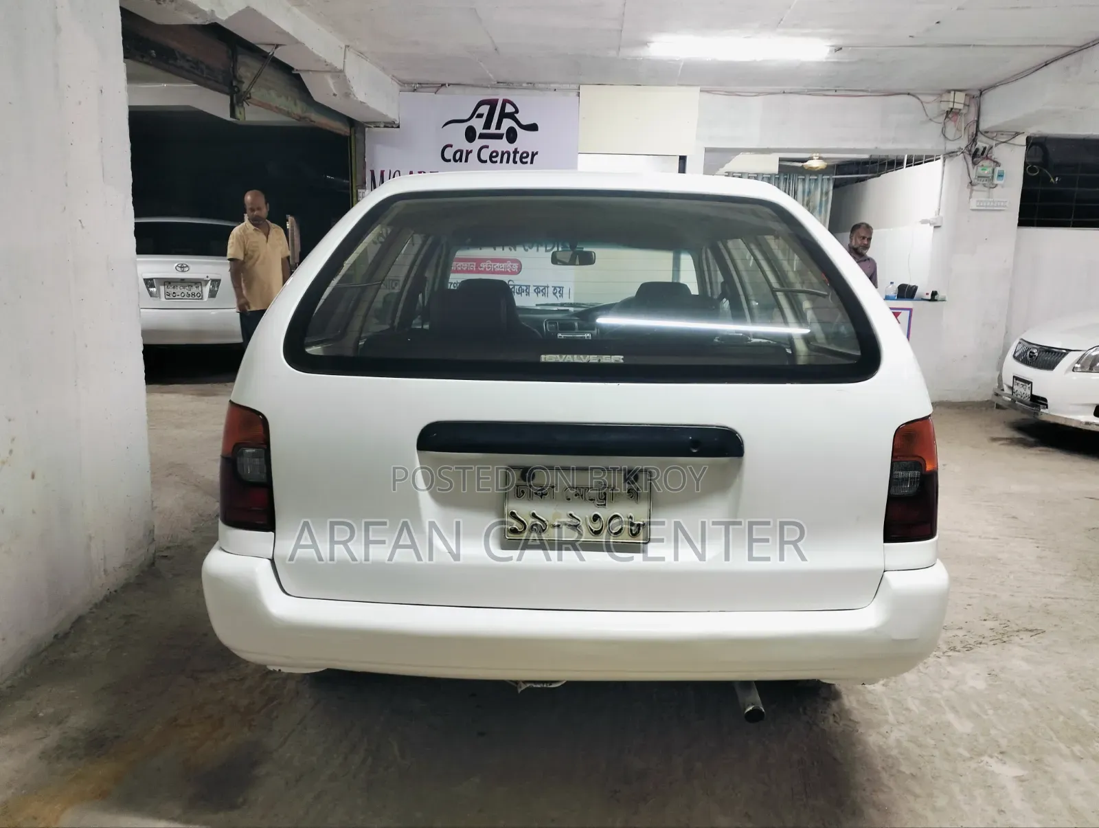 Toyota Corolla 2002 White