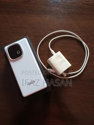 iQOO 256 GB White