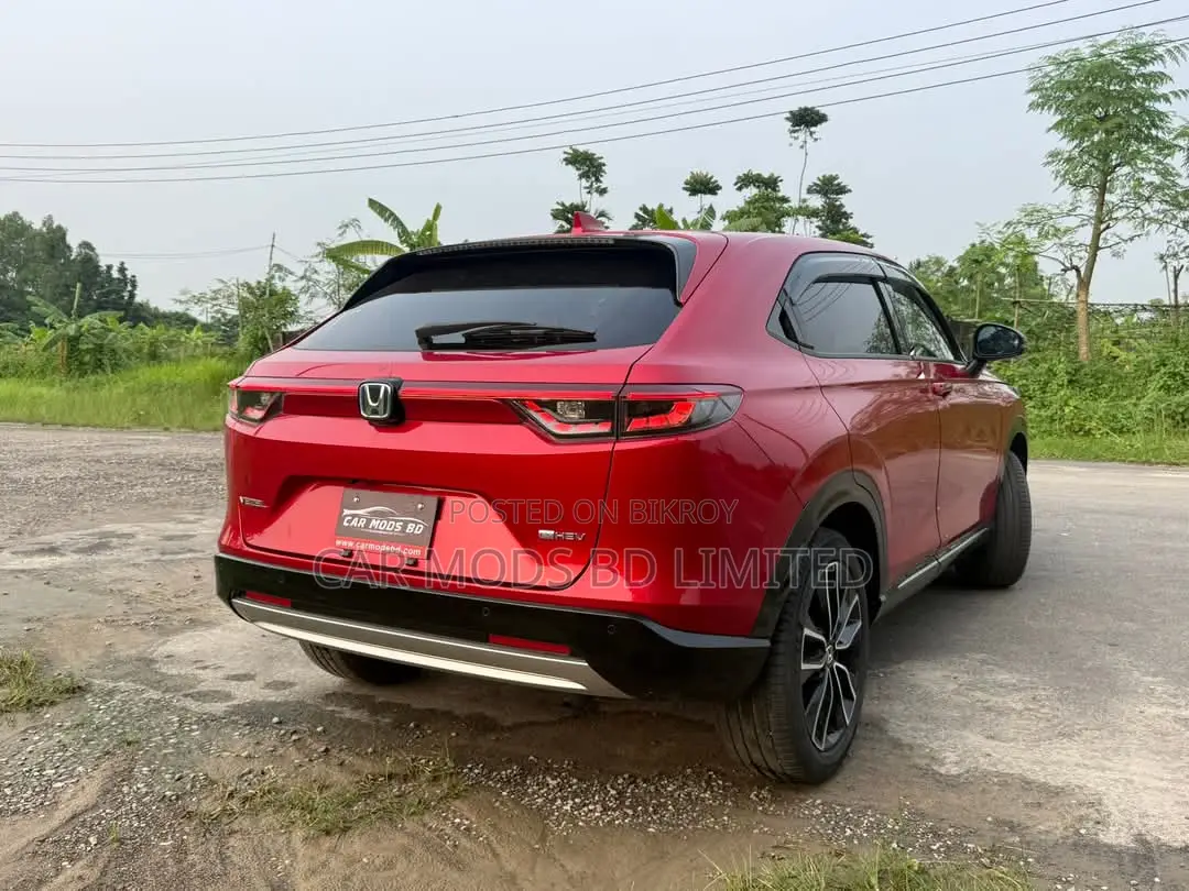 Honda Vezel 2021 Red