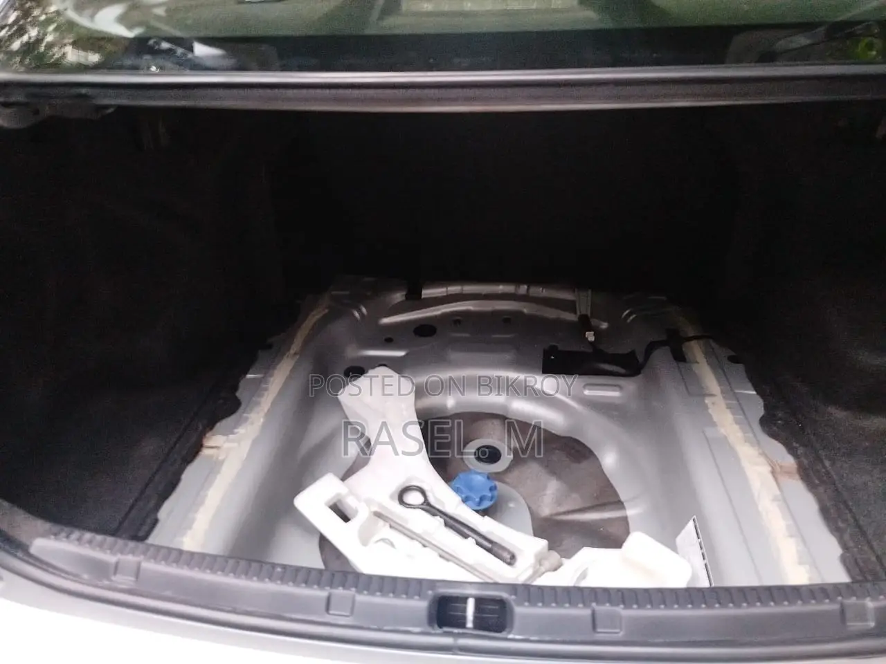 Toyota Axio 1.5 Hybrid G 2WD 2013 Silver