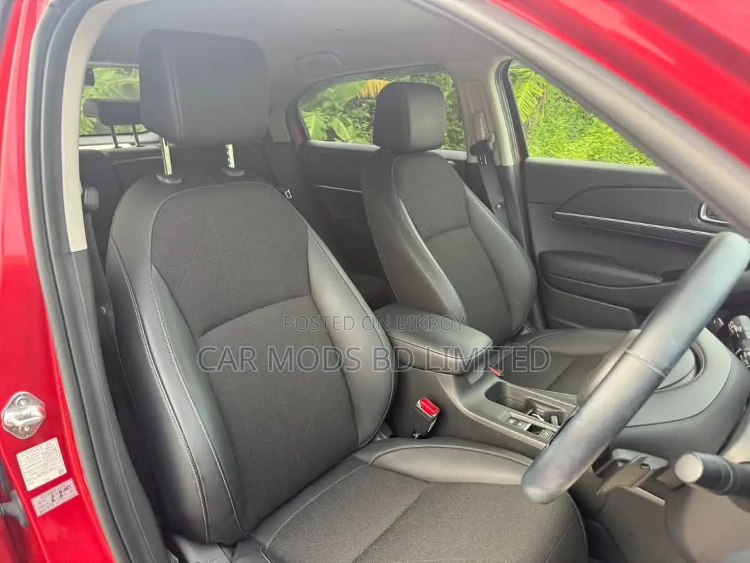 Honda Vezel 2021 Red