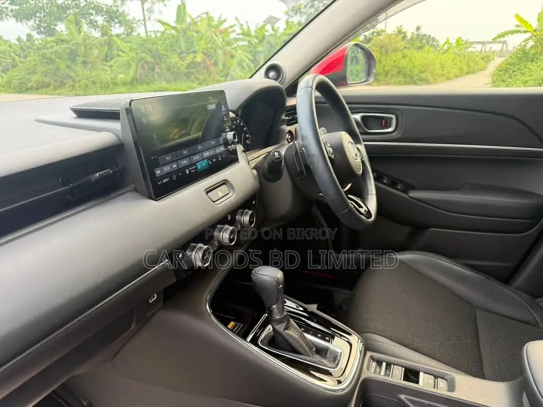 Honda Vezel 2021 Red