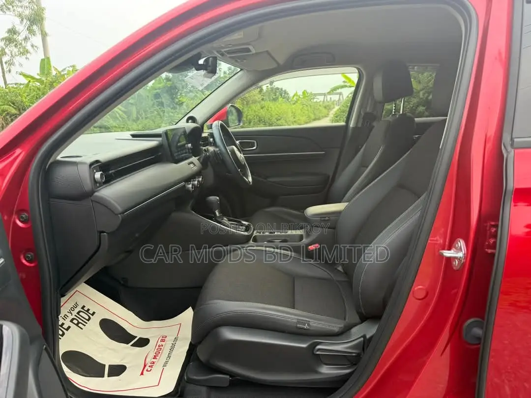 Honda Vezel 2021 Red