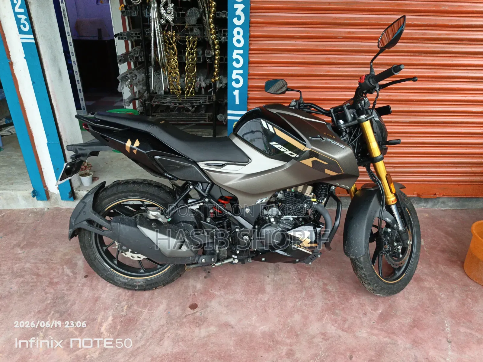 Hero Xtreme 160R . 2025