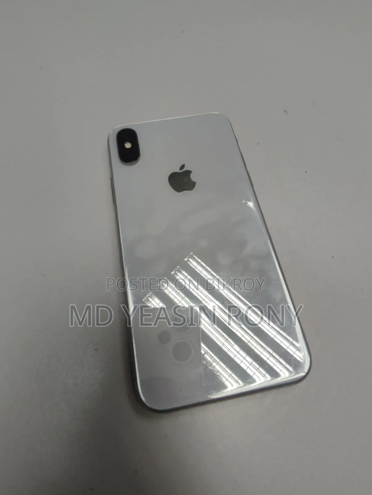 Apple iPhone X 64 GB White