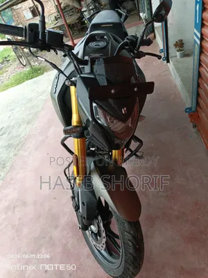 Hero Xtreme 160R . 2025