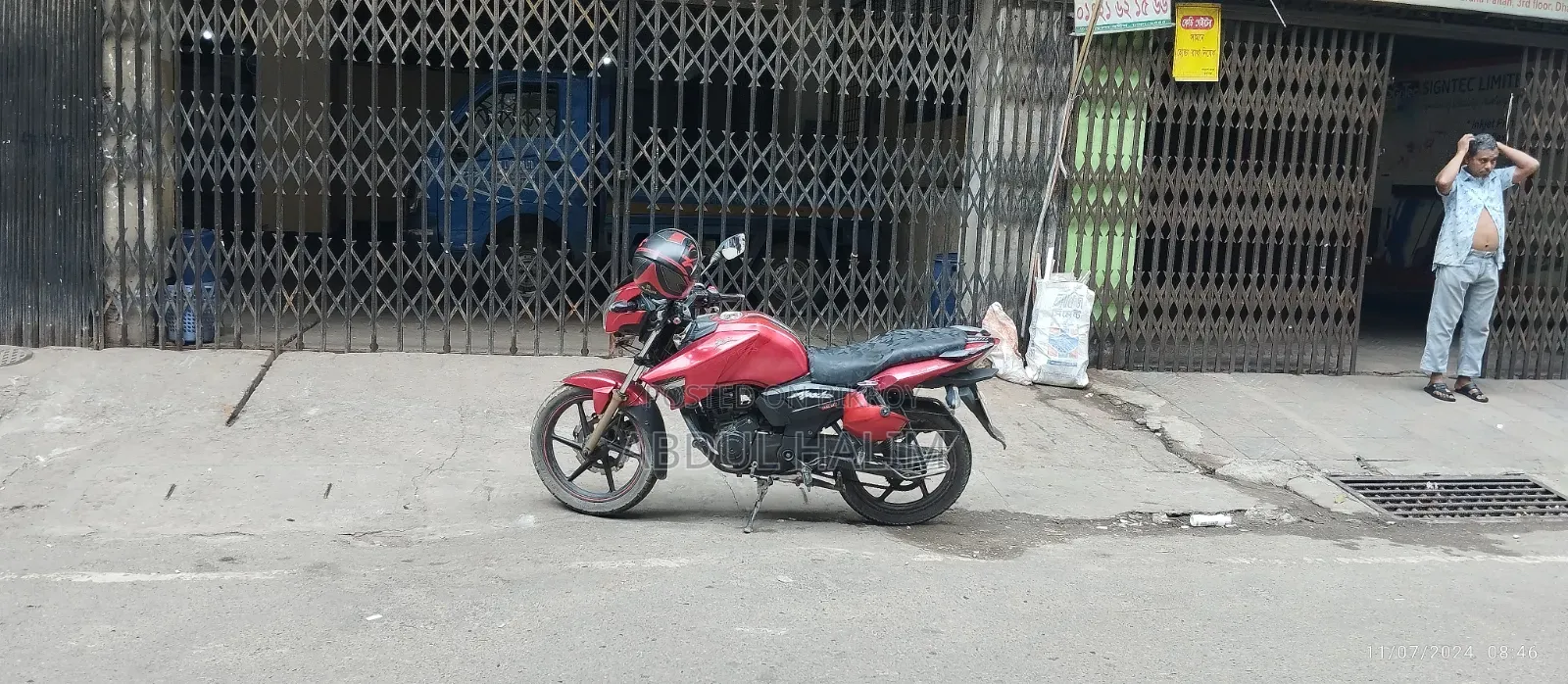 TVS Apache RTR 160 2v Refresh X-connect 2018 Red