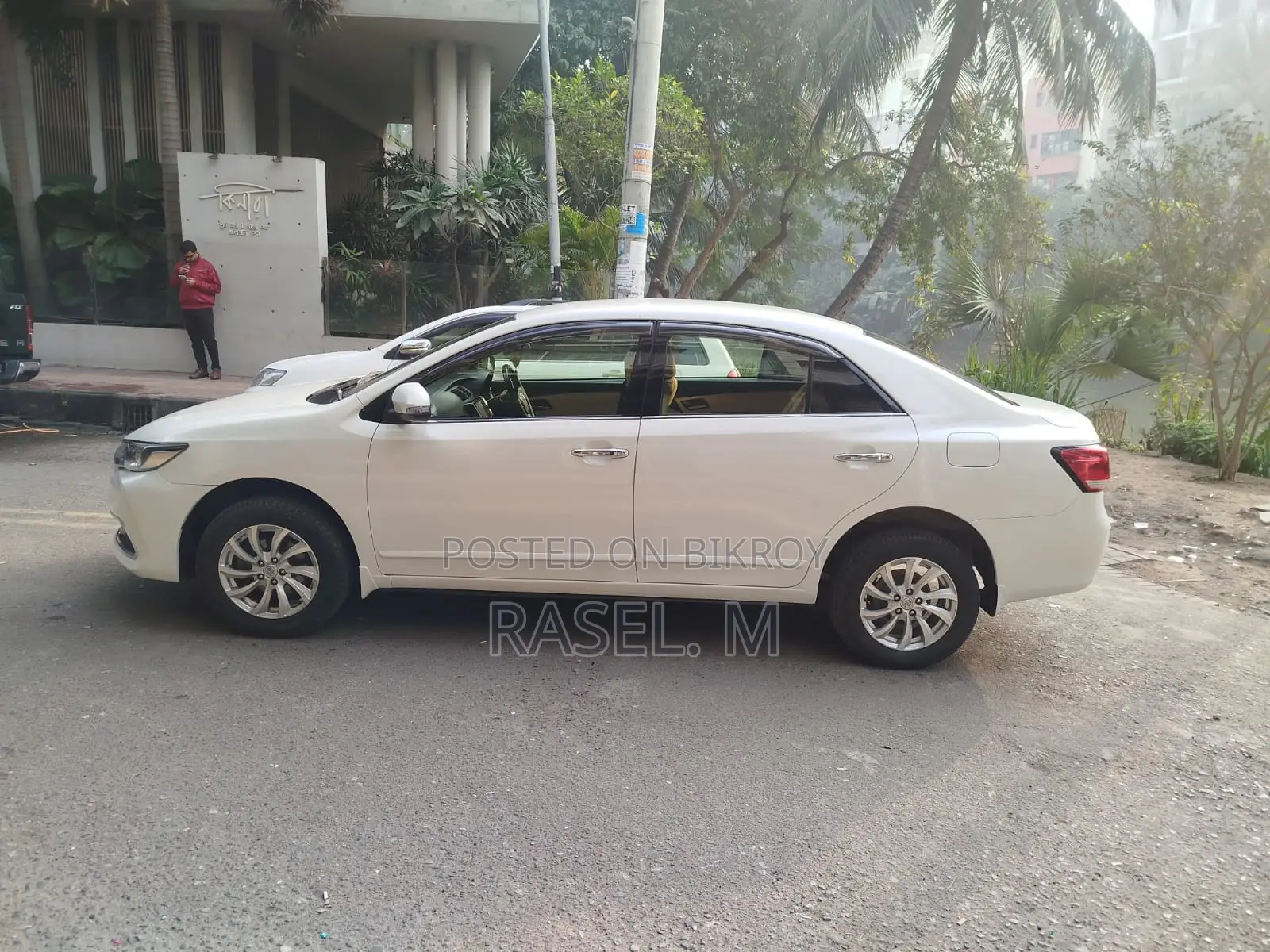 Toyota Premio 1.5 FWD 2016 Pearl