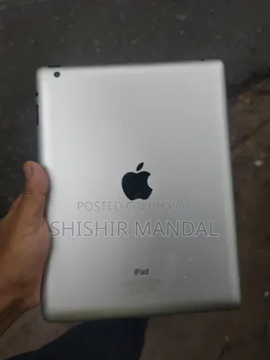 Apple 16 GB Silver