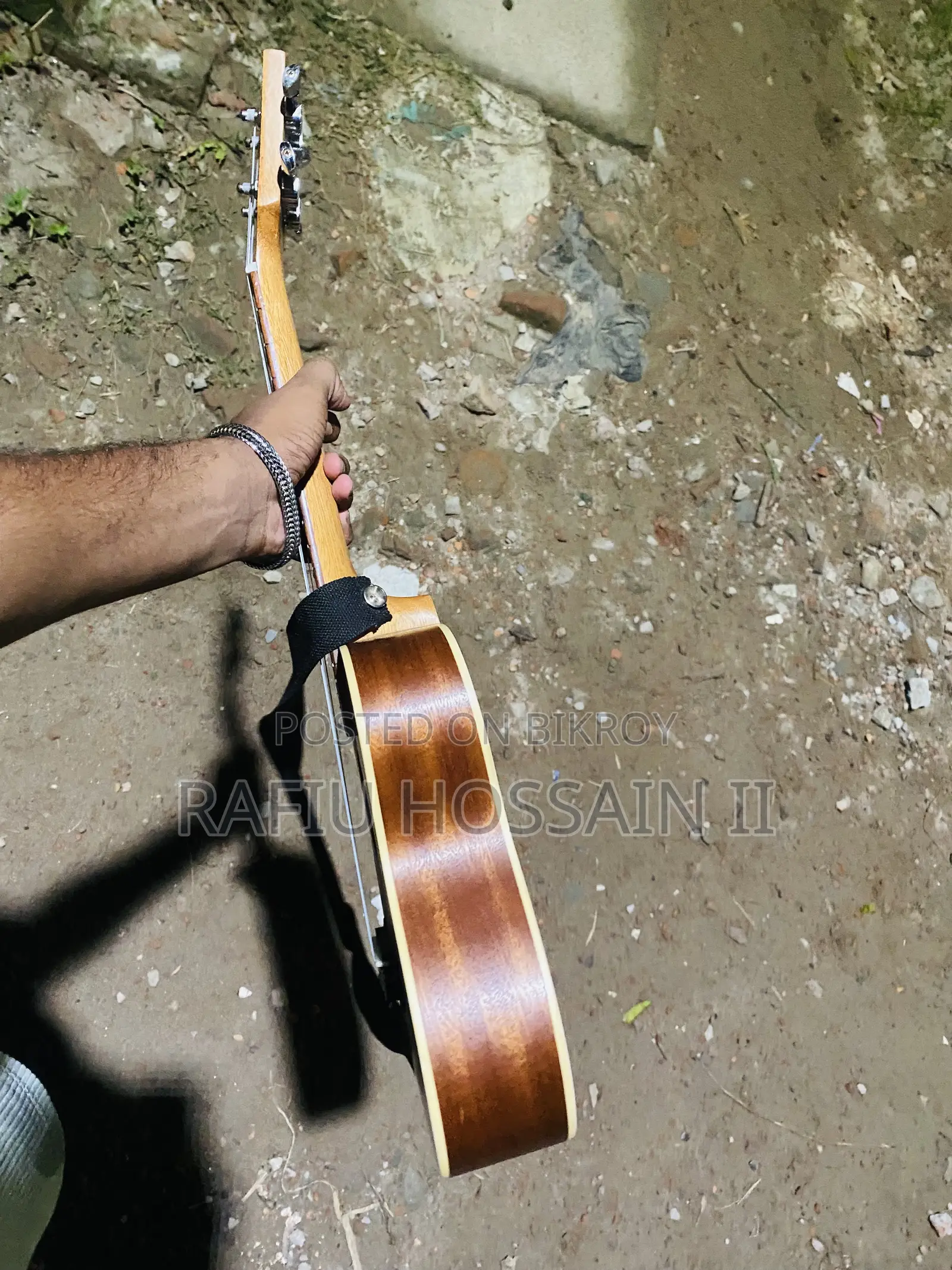 Ukulele Urgent Sell
