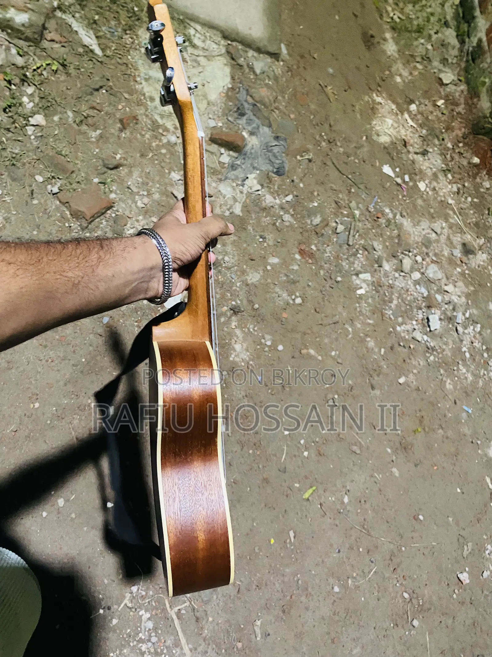 Ukulele Urgent Sell