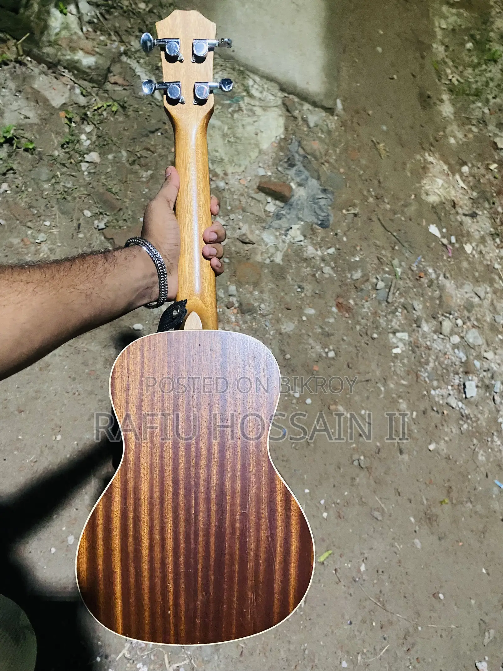 Ukulele Urgent Sell