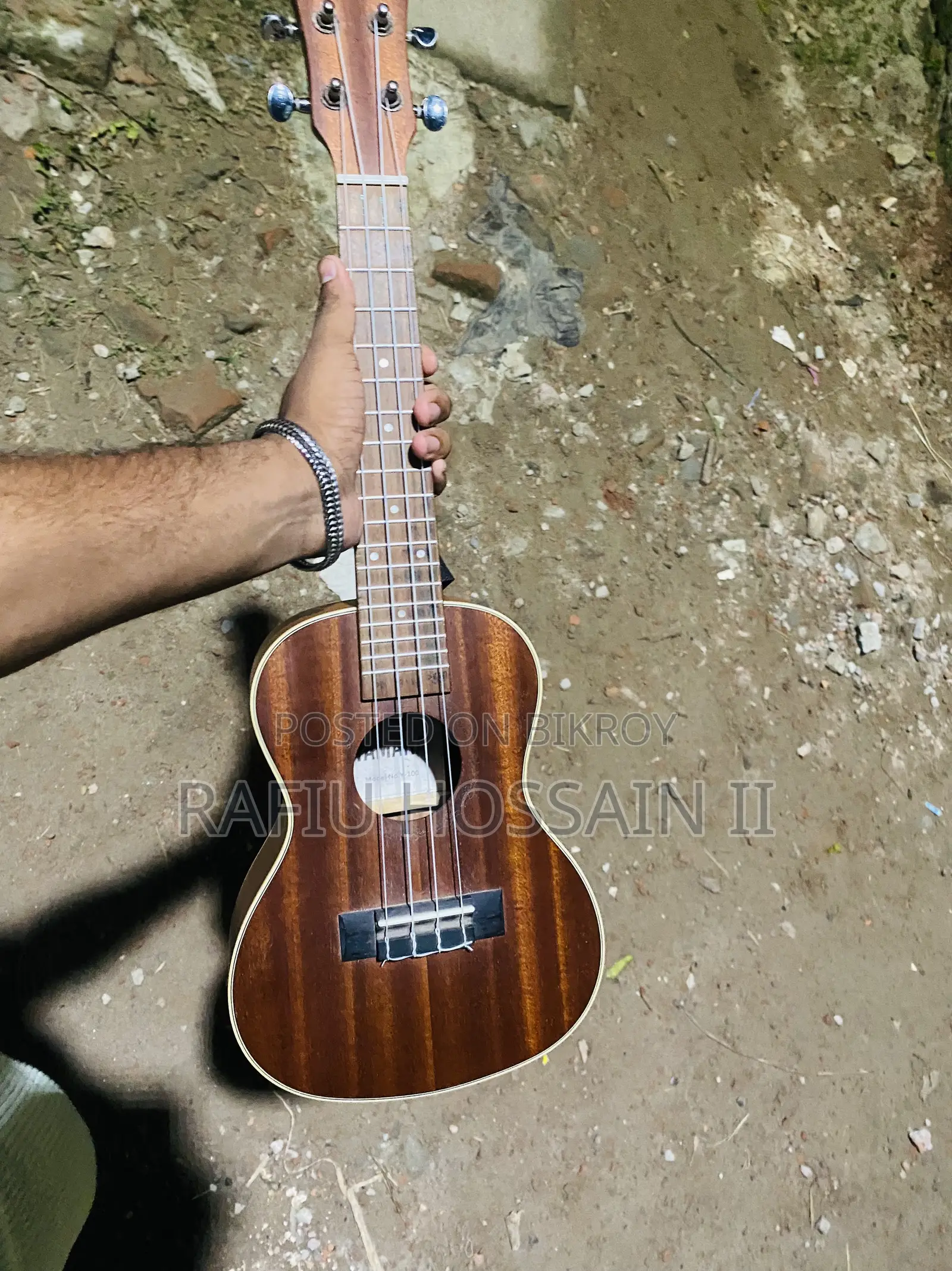 Ukulele Urgent Sell