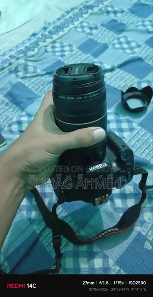 Canon 700D