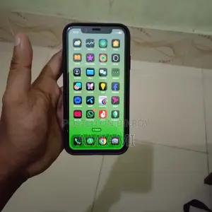 নতুন অ্যাপল আইফোন এক্সআর ৬৪ জিবি হোয়াইট