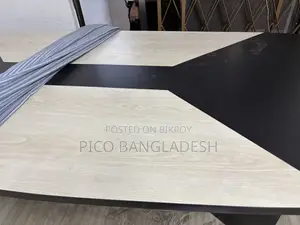 অফিস মিটিং টেবিল