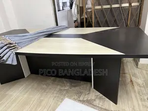 অফিস মিটিং টেবিল