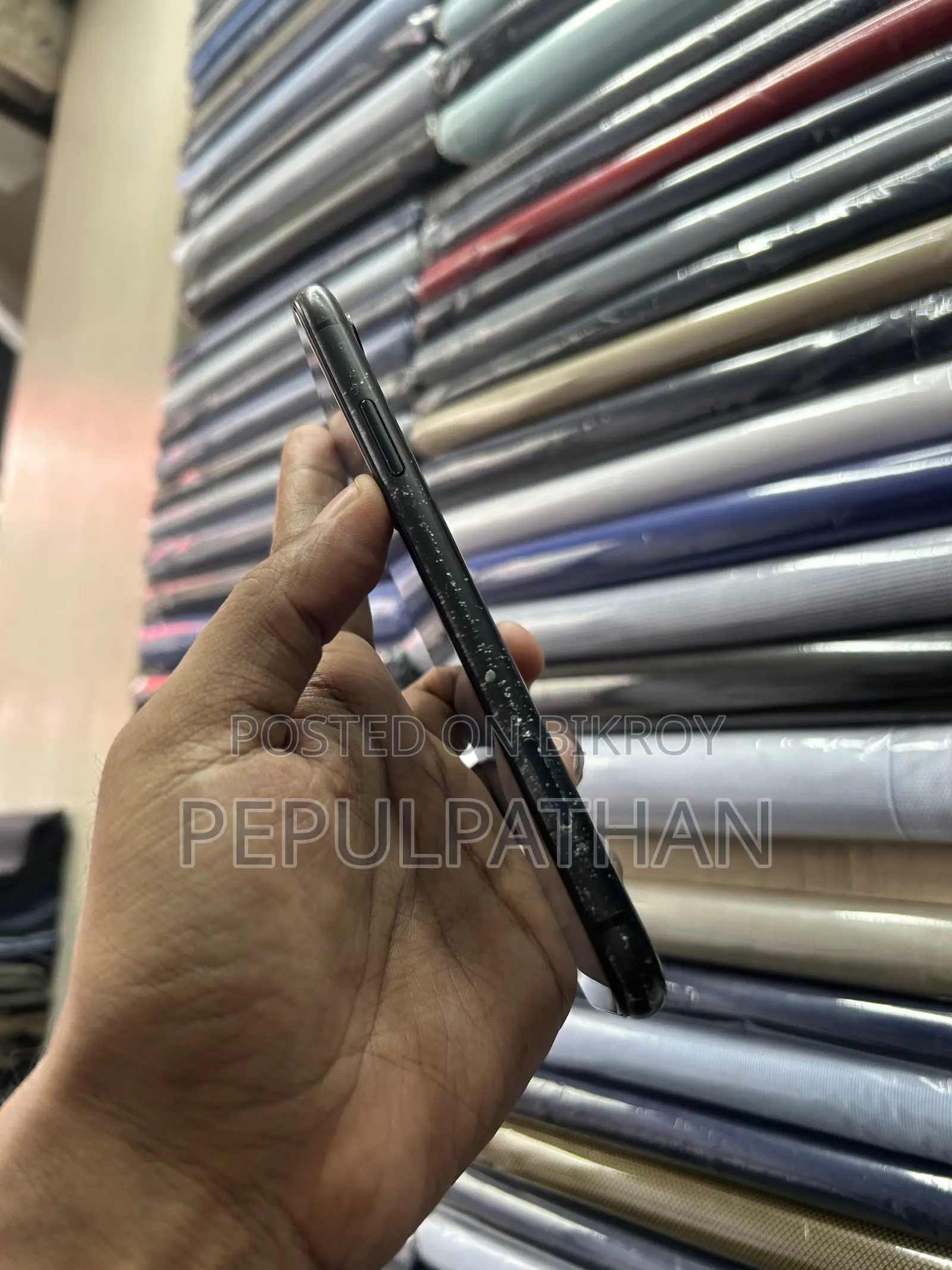Apple iPhone XR 64 GB Black