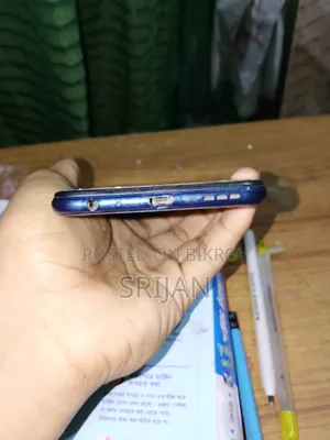Vivo Y12 32 GB Blue