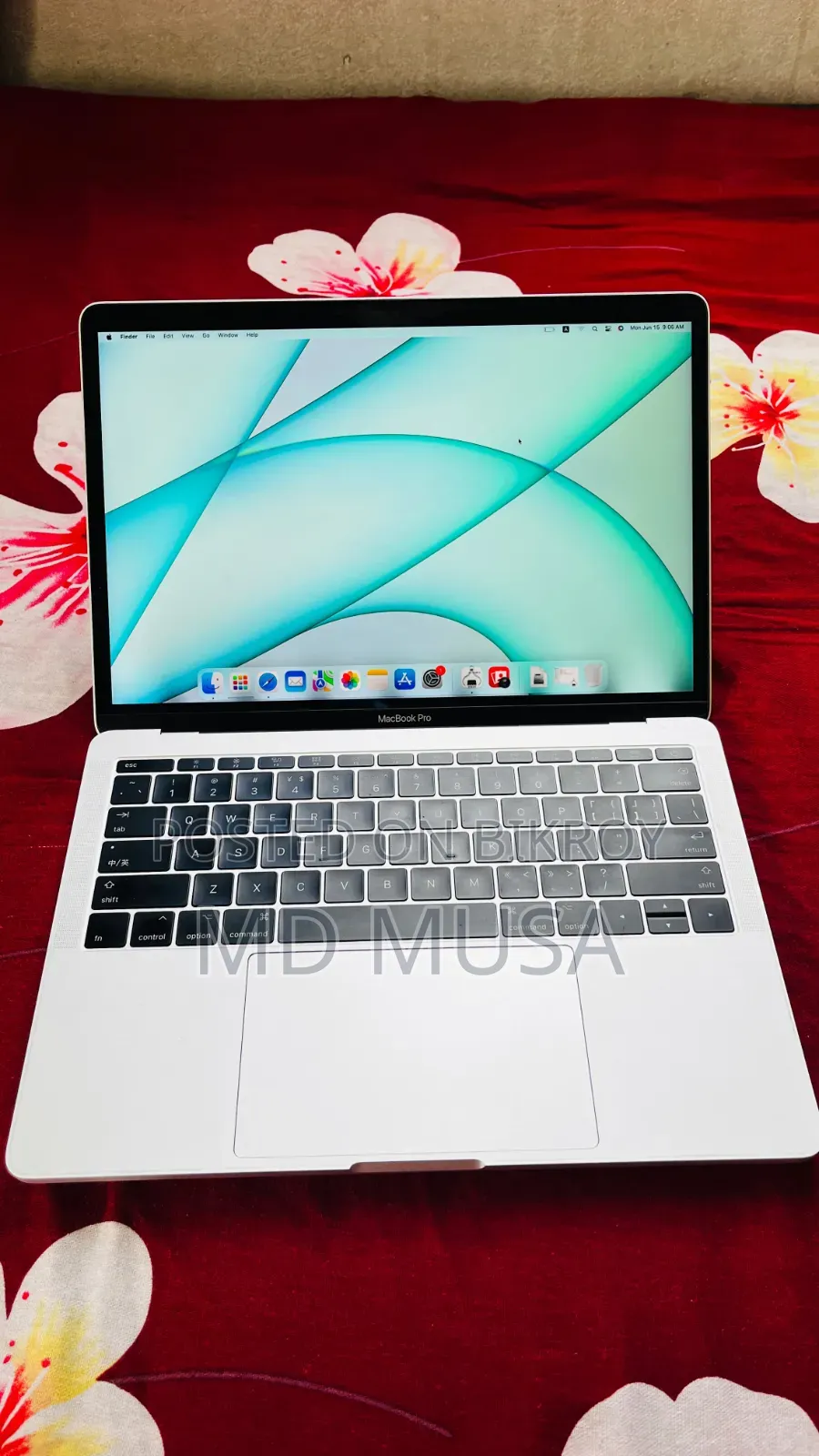 New Laptop Apple MacBook Pro 2016 8GB Intel Core I5 SSD 256GB