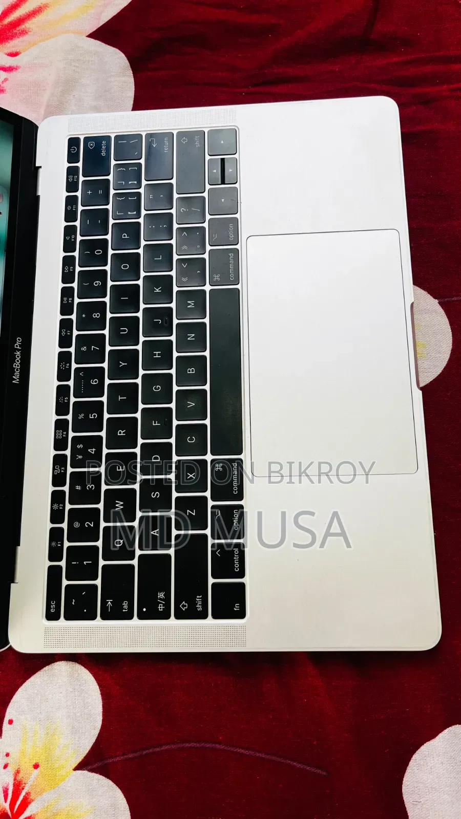 New Laptop Apple MacBook Pro 2016 8GB Intel Core I5 SSD 256GB