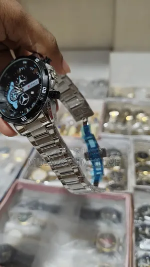 Curren Watch