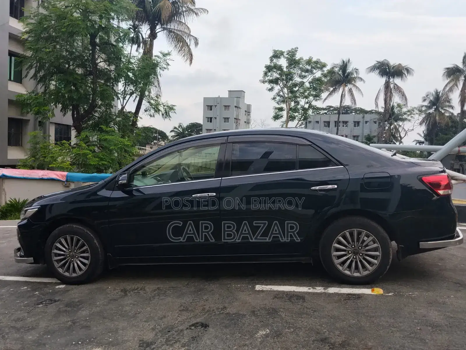 টয়োটা প্রিমিও ২০২০ ব্লু