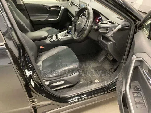 Toyota RAV4 2021 Black