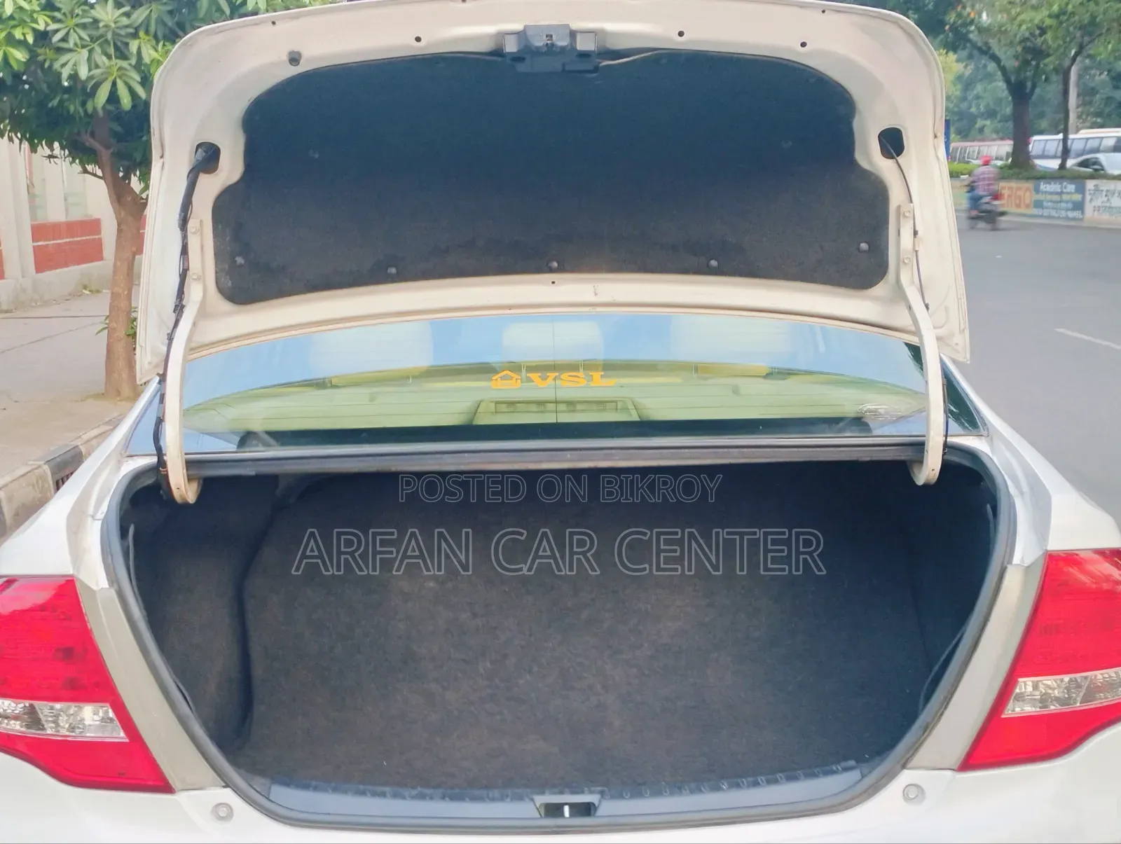 Toyota Axio 2010 White